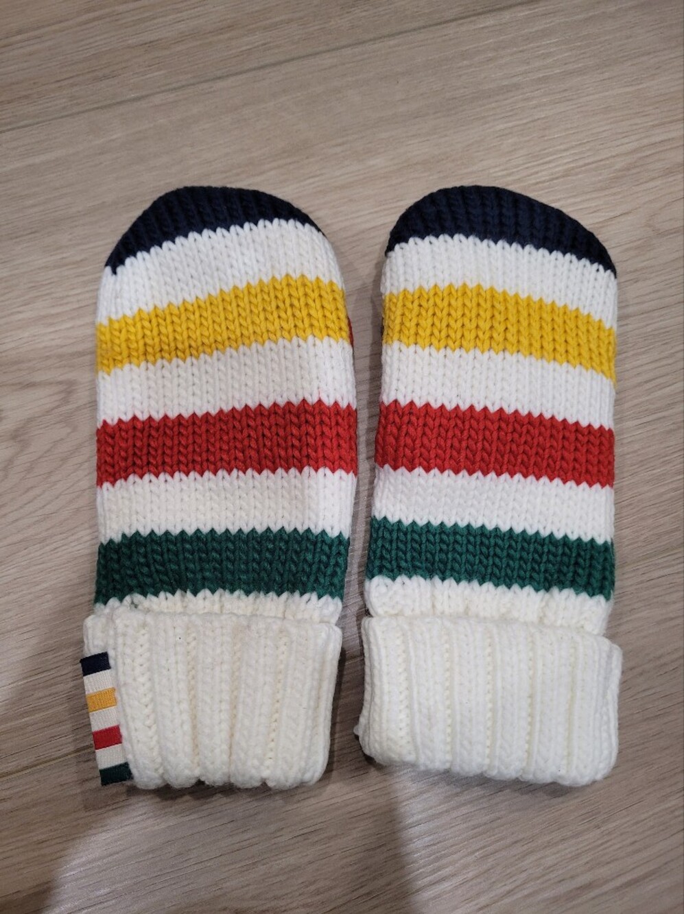 Youth O/S 4 Striped Knit Hudson Bay Gloves